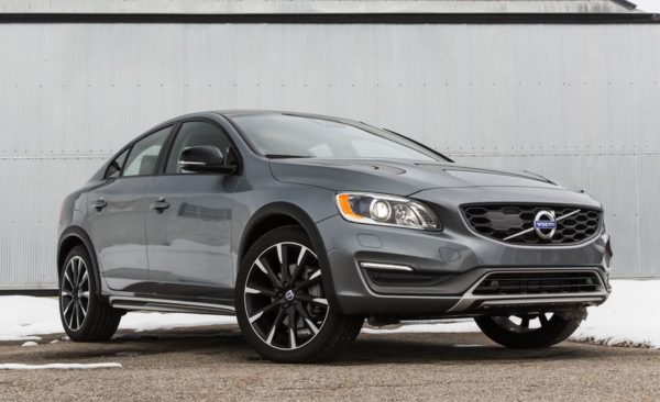 2016-volvo-s60-cross-country-test-review-car-and-driver-photo-663677-s-original